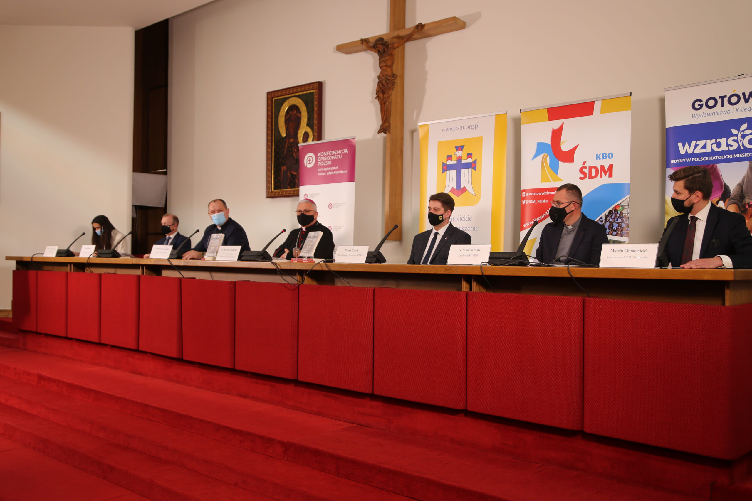 Read more about the article Bp Miziński: Biskupi pokładają nadzieję w młodzieży, która jest przyszłością Kościoła